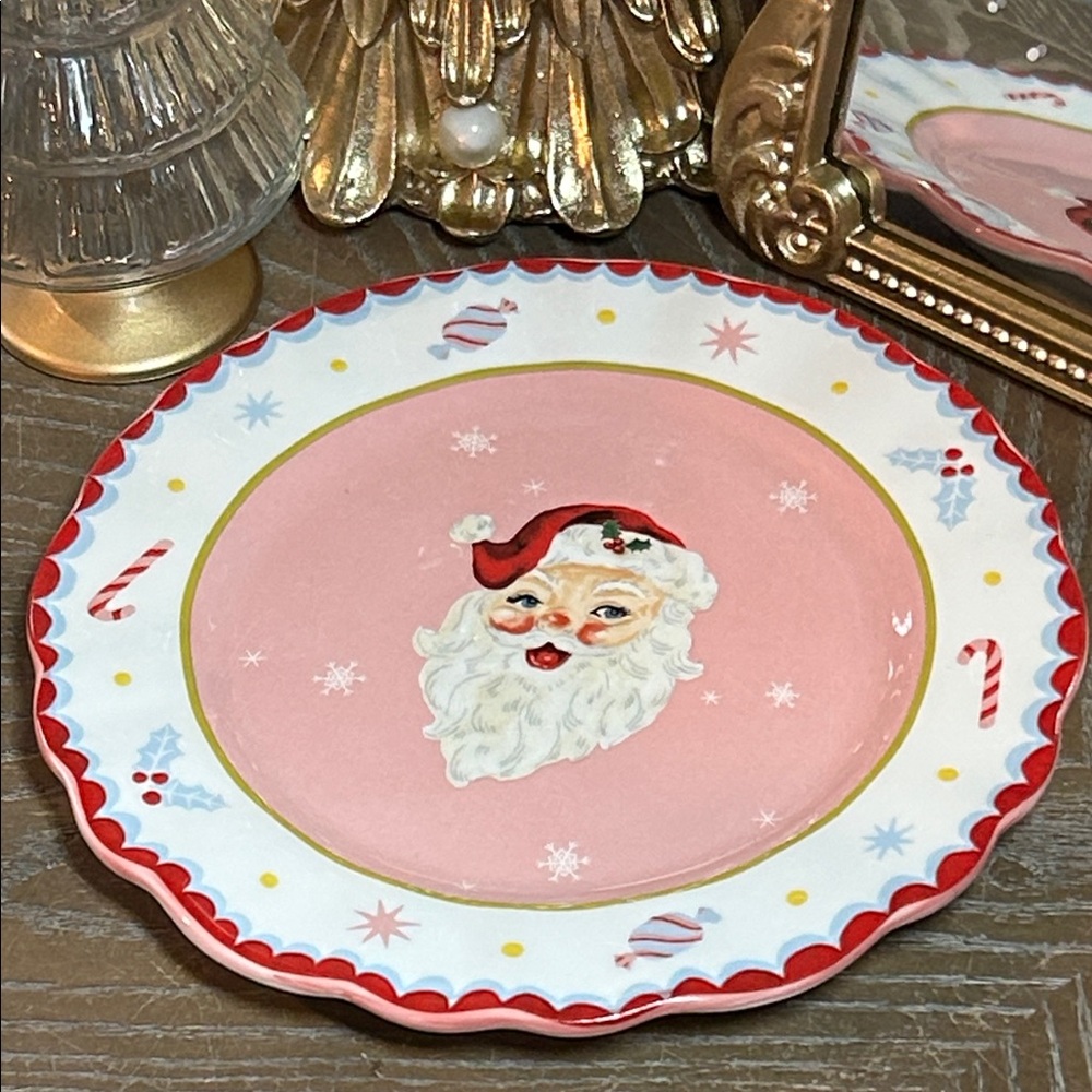 NEW! Vintage Inspired Pink Santa Serving Cookie Plate & Candy Cane Scallop Trim - Picture 1 of 6